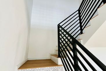 Double Storey Terrace House at Indahpura, Kulai (Jalan Teratai) For Sale