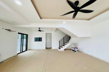 Double Storey Terrace House at Indahpura, Kulai (Jalan Teratai) For Sale