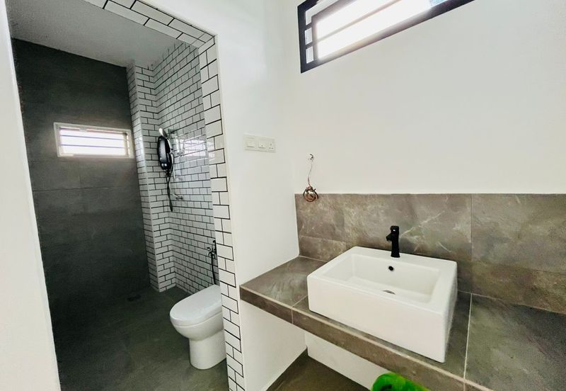 Double Storey Terrace House at Indahpura, Kulai (Jalan Teratai) For Sale