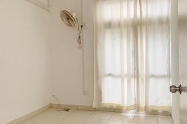 Maple Red, Adda Heights