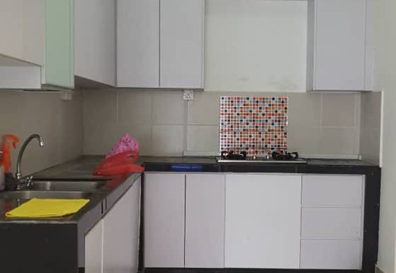 Maple Red, Adda Heights