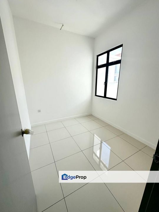 Double Storey Terrace House at Bandar Dato Onn For Sale, Johor, Johor Bahru