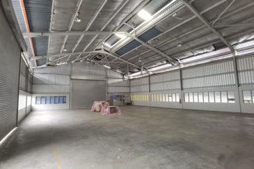 Warehouse at Jalan Masai Lama For Rent