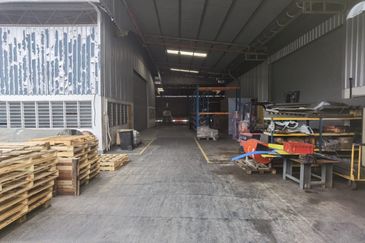 Warehouse at Jalan Masai Lama For Rent