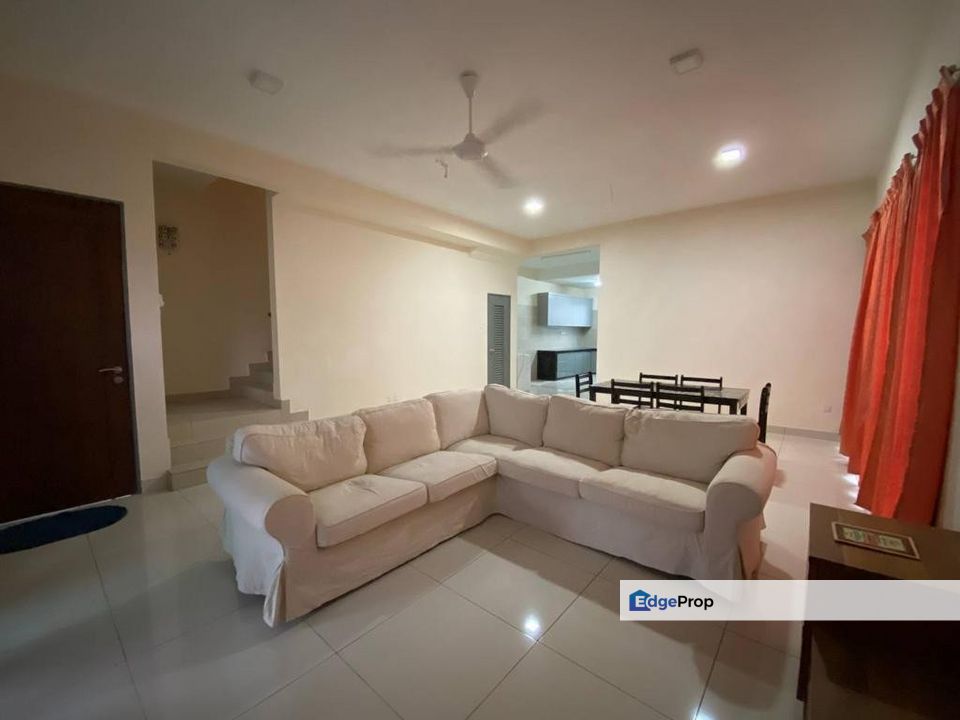 Double Storey Terrace House in Dato Onn 15 For Sale, Johor, Johor Bahru