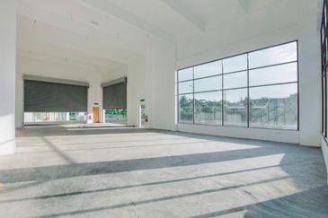 2.5 Storey Detached Factory Tampoi For Rent