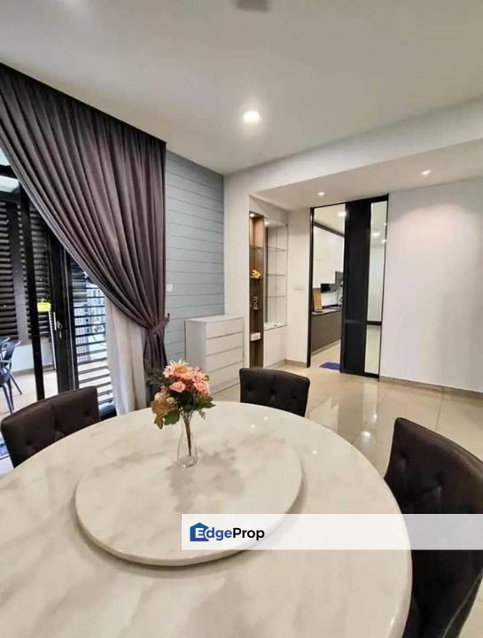 Double Storey Cluster House at Bandar Cemerlang For Sale, Johor, Ulu Tiram