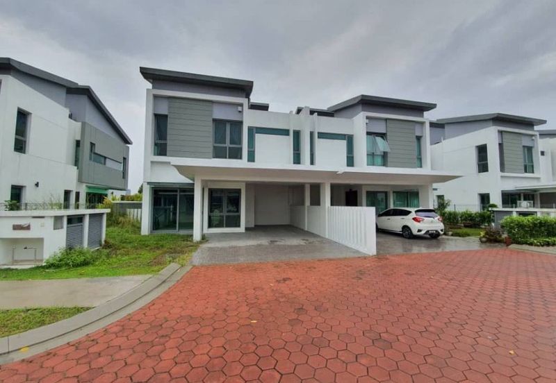 Sunway Lenang Heights