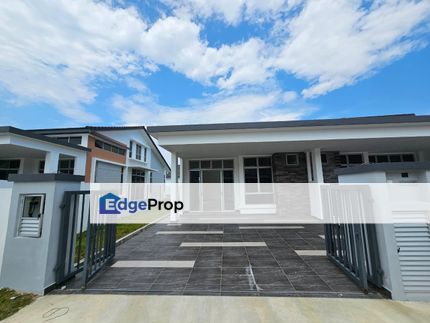 Single Storey Terrace House at Taman Impian Emas For Sale, Johor, Skudai