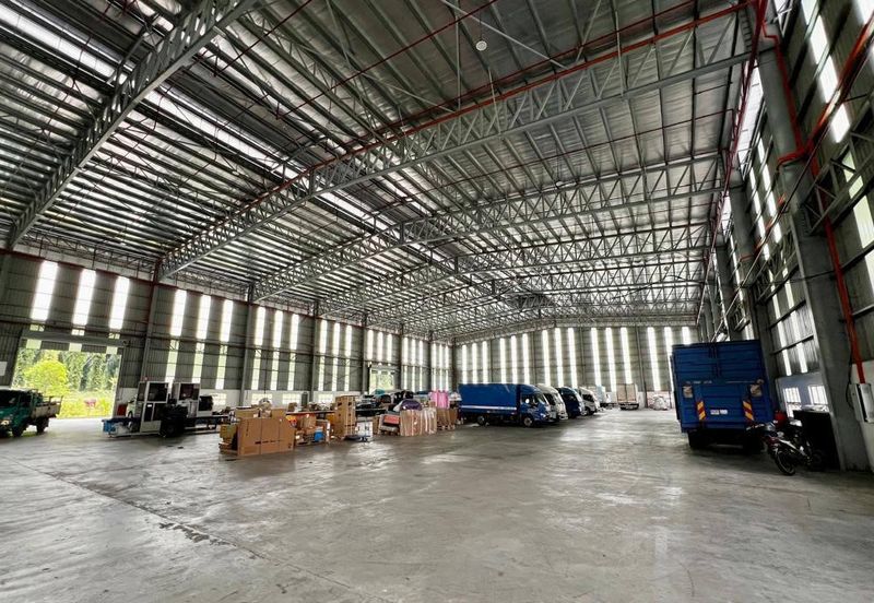 Detached Factory Gelang Patah For Sale