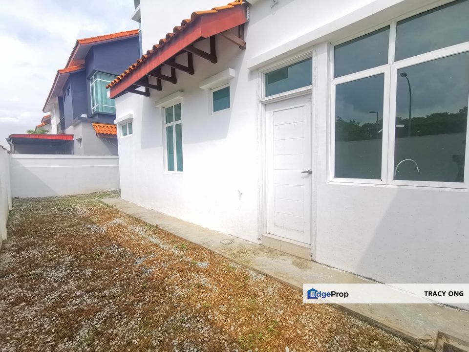 Double Storey Semi D House Bandar Dato Onn For Sale, Johor, Johor Bahru