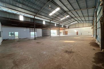 Detached Factory Kulai Kelapa Sawit For Rent