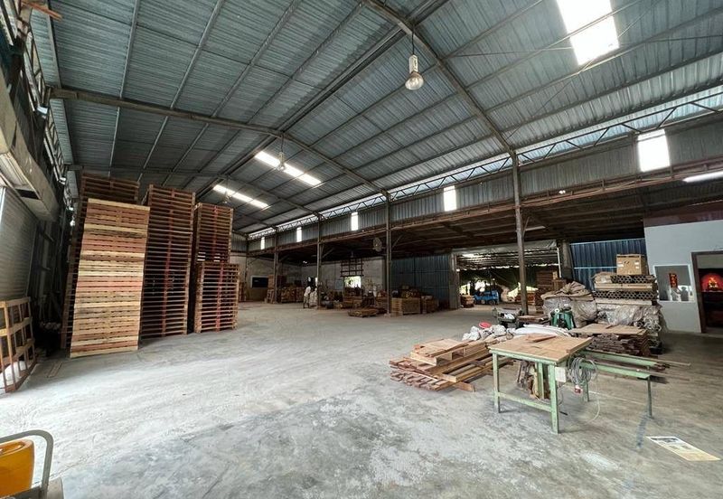 Detached Factory Kulai Kelapa Sawit For Rent