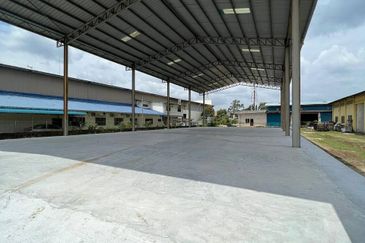 Detached Factory Kulai Kelapa Sawit For Rent