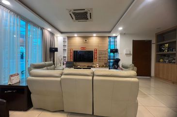 Austin Residence @Taman Mount Austin