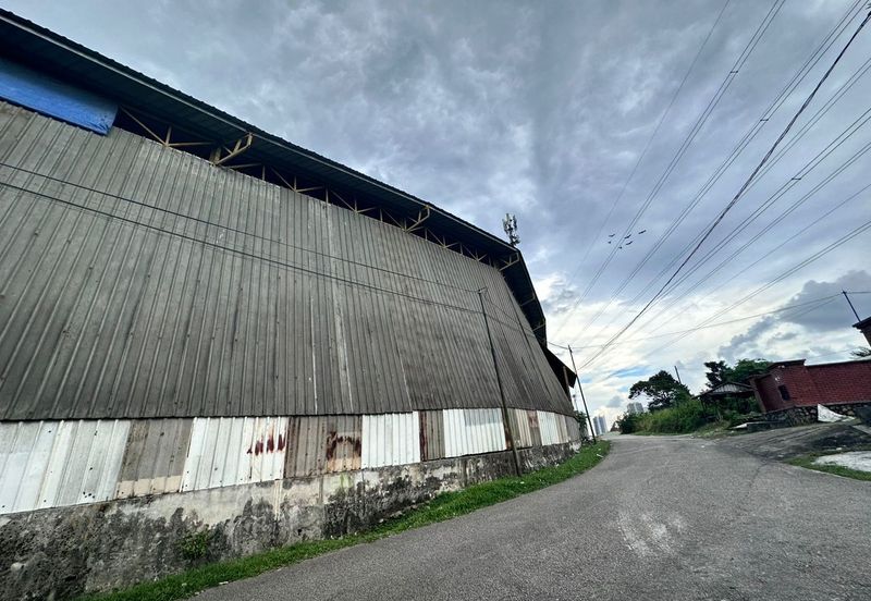 Taman Mount Austin Commercial