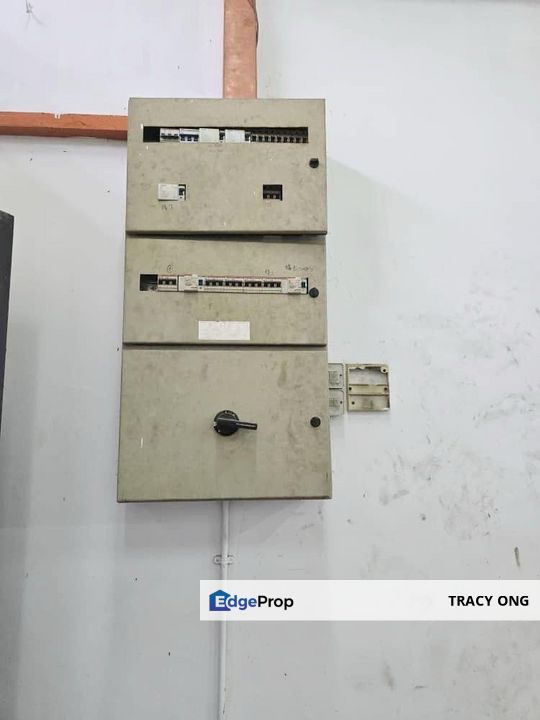 Permas Jaya 1.5 Storey Terrace Factory For Sale, Johor, Masai