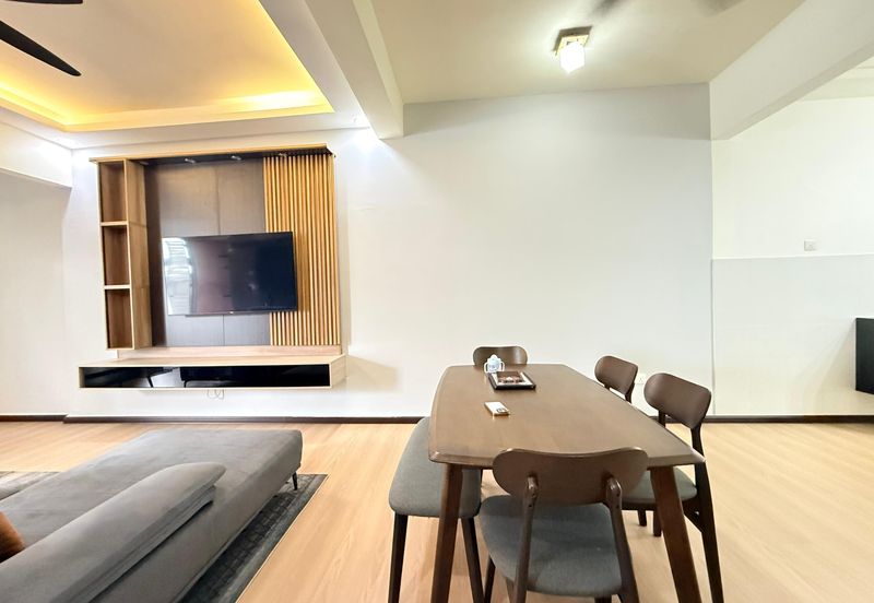 Taman Tanjung Puteri Resort