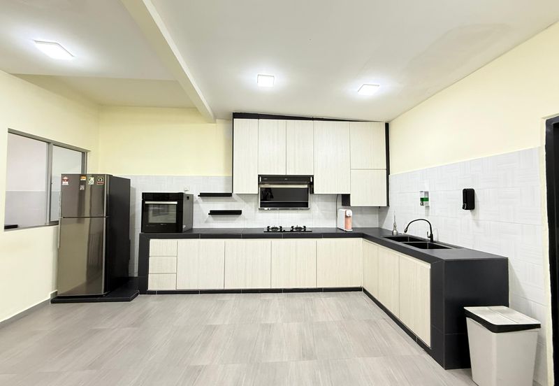 Taman Tanjung Puteri Resort