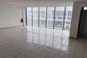 Apex Bizhub Desa Cemerlang