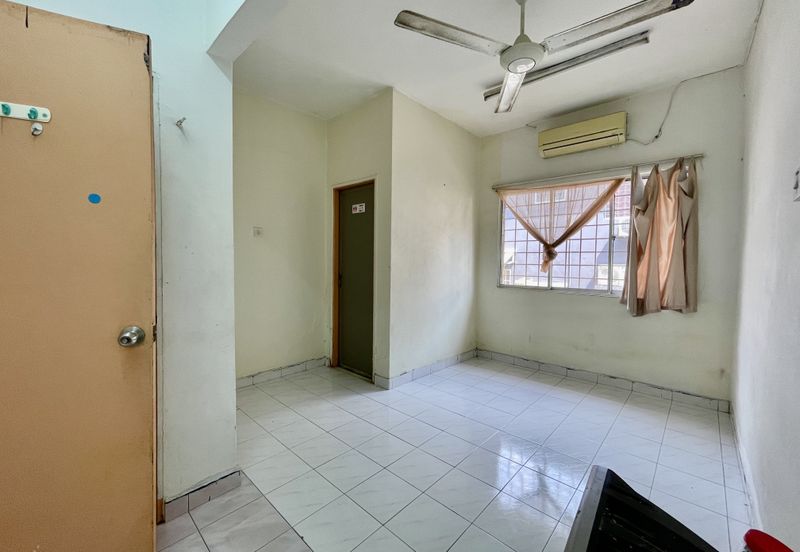 Taman Taynton (Taynton View)