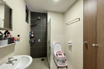 City of Green Condominium