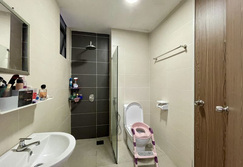 City of Green Condominium