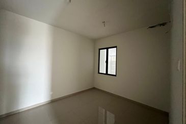 Brand new corner unit, very good condition