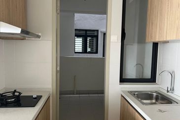 Brand new corner unit, very good condition