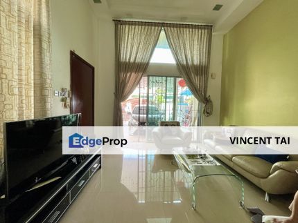 Bukit Mandarina Good condition, kitchen extended, end lot with 10 feet extra land, Kuala Lumpur, Cheras