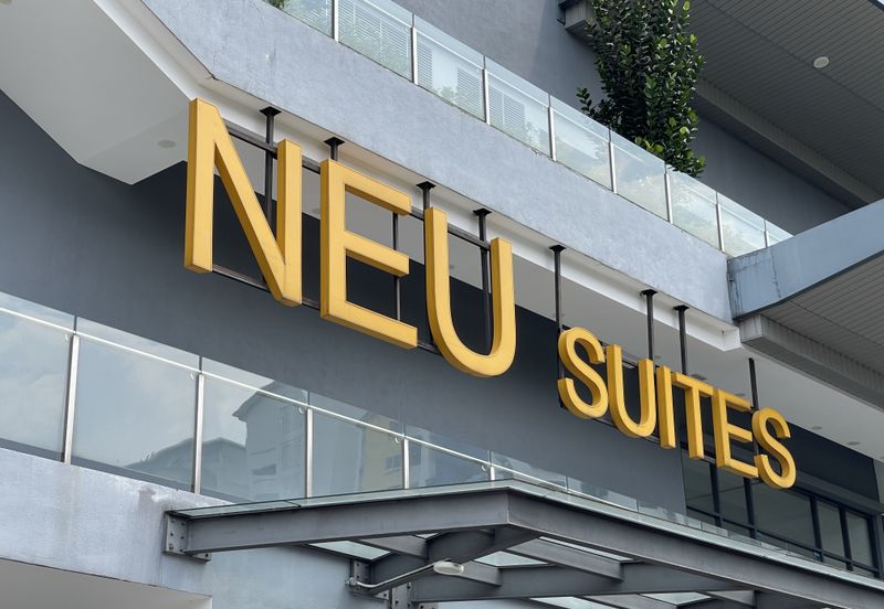 Neu Suites