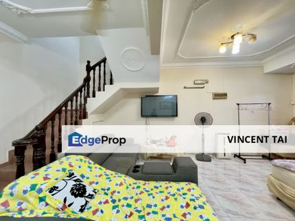 No facing units, ample parking space, Selangor, Pandan Indah