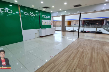 For RENT | 1Borneo HyperMall | Retail Lot | Shop frontage