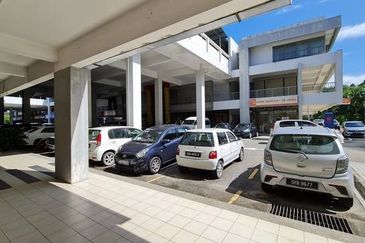 For SALE | Karamunsing Capital | 2-Storey | Tenanted