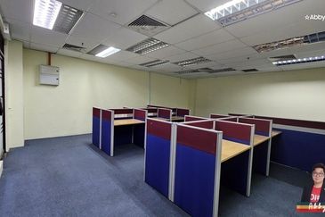 Menara MAA | Partition Office | Centralised Air-Cond 