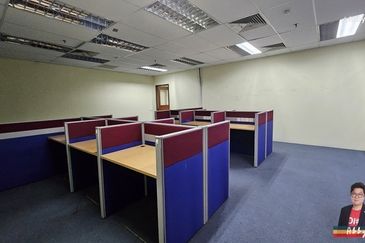 Menara MAA | Partition Office | Centralised Air-Cond 