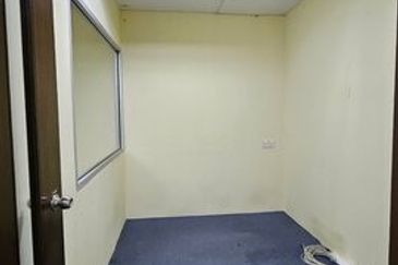 Menara MAA | Partition Office | Centralised Air-Cond 