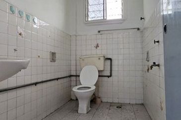 Taman Orkid | Semi-D | Old House | Big Land | KK High School