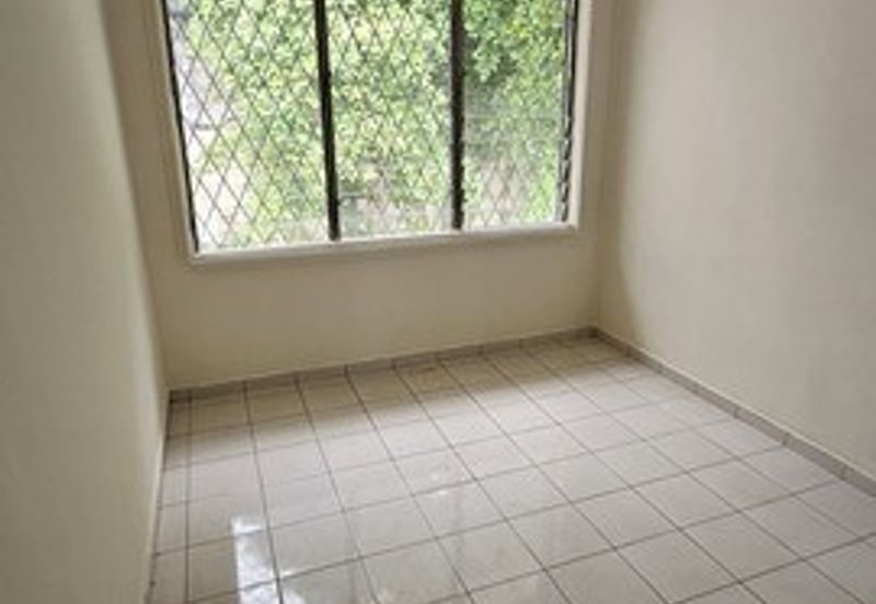 Taman Orkid | Semi-D | Old House | Big Land | KK High School