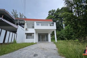 Taman Orkid | Semi-D | Old House | Big Land | KK High School