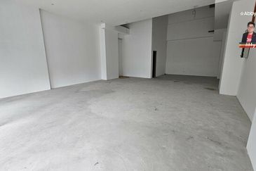 Sutera Bay Sadong Jaya | Last 1st Floor Shoplot for Rent