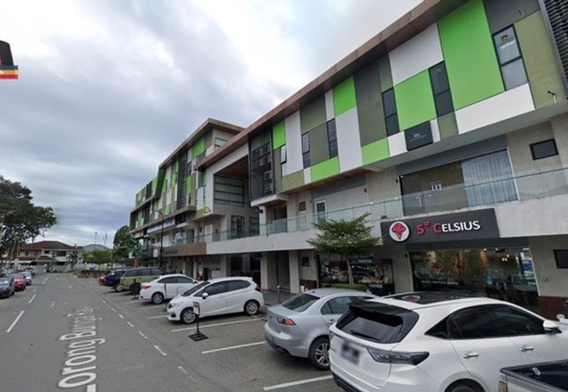 Latitude 6 | En-Bloc | Lot Bersebelahan | Facing Kolombong Highway