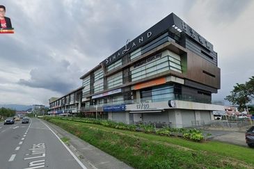 Latitude 6 | En-Bloc | Lot Bersebelahan | Facing Kolombong Highway