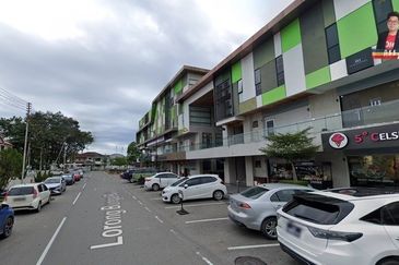 Latitude 6 | Ground Floor | Tenanted | Facing Kolombong Highway