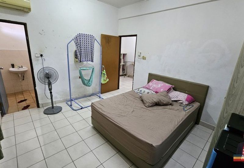 Taman Kingfisher Millenium | Family Home | Rumah Lama Perlu Touch-Up