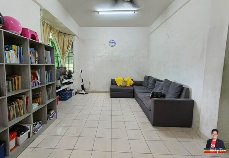 Taman Kingfisher Millenium | Family Home | Rumah Lama Perlu Touch-Up