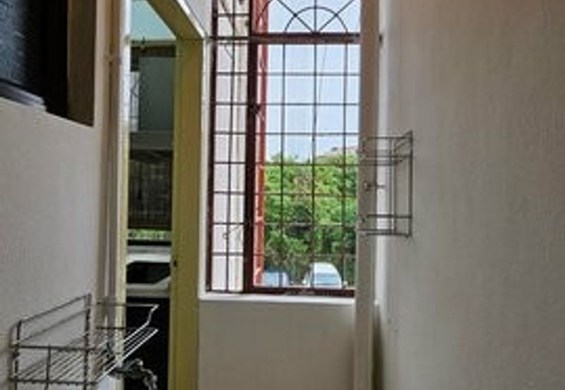 Bawah RM270K | First Floor | Beverly Hills Phase 1 (Bundusan)