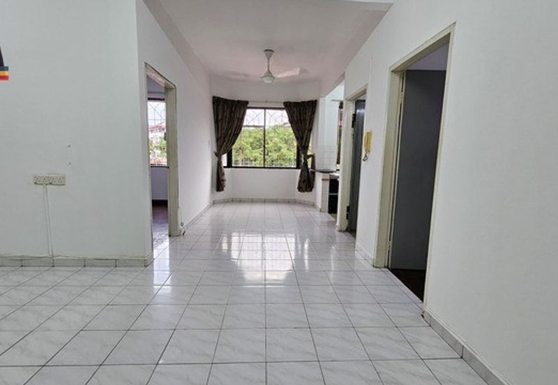 Bawah RM270K | First Floor | Beverly Hills Phase 1 (Bundusan)