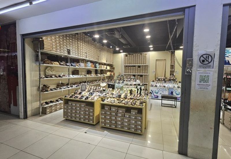Megalong Shopping Mall | 1st Floor| Tenanted | Donggongon