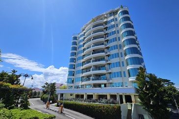 Hing Tower Penampang | Kondo Renovated, Luas & Family Friendly